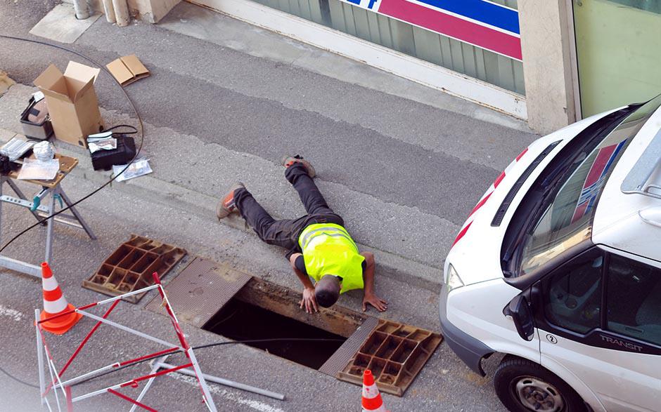 comment déboucher une toilette sans siphon Paris 20